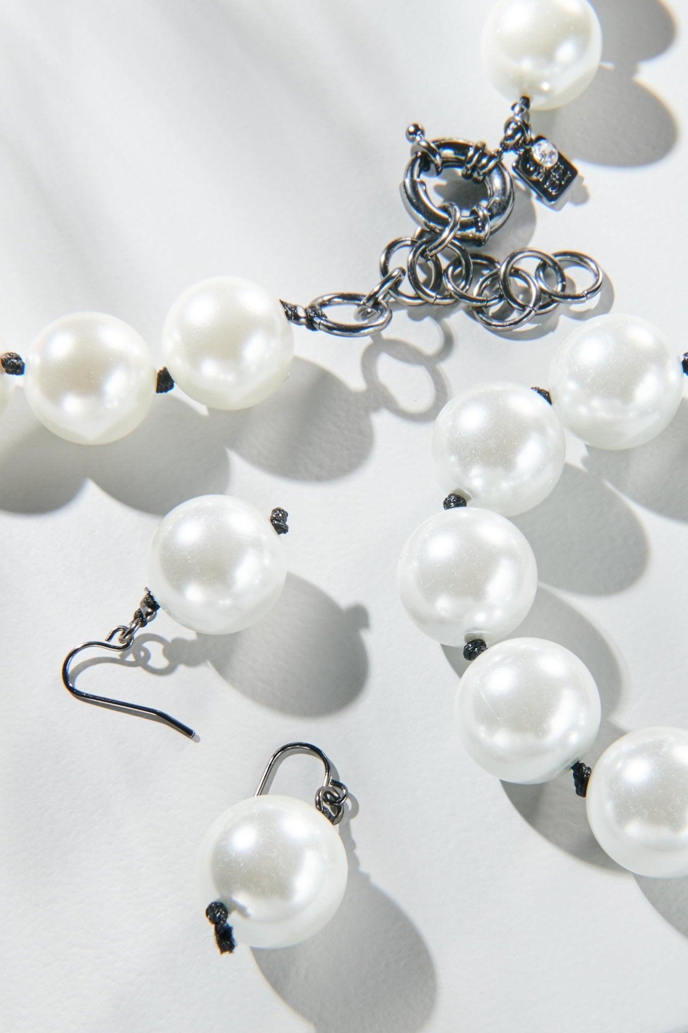 17mm Knotted Pearl Earrings - John Wind Maximal Art
