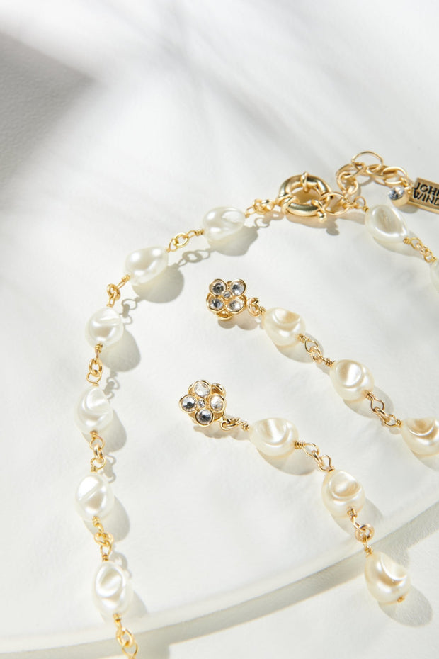 18" Petite Baroque Pearl Necklace, Cream or Silver - John Wind Maximal Art