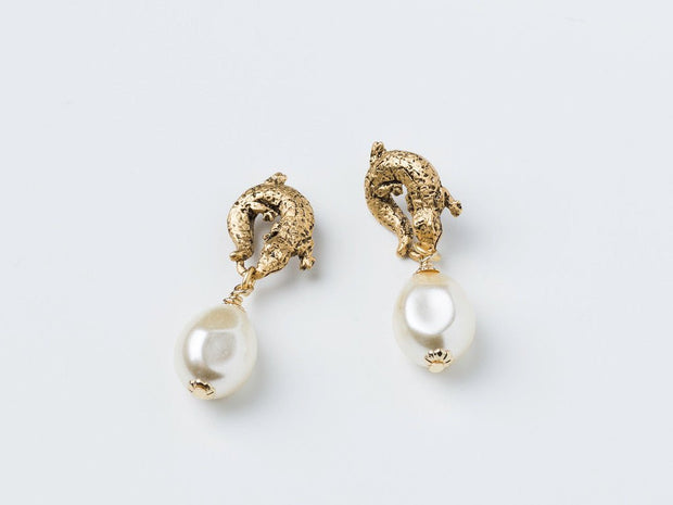 Baroque Pearl and Gator Drop Earring - John Wind Maximal Art