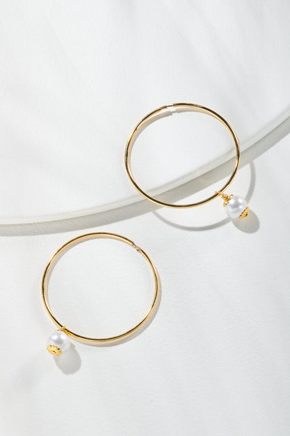 Infinity Cotton Pearl Hoop Earring - John Wind Maximal Art